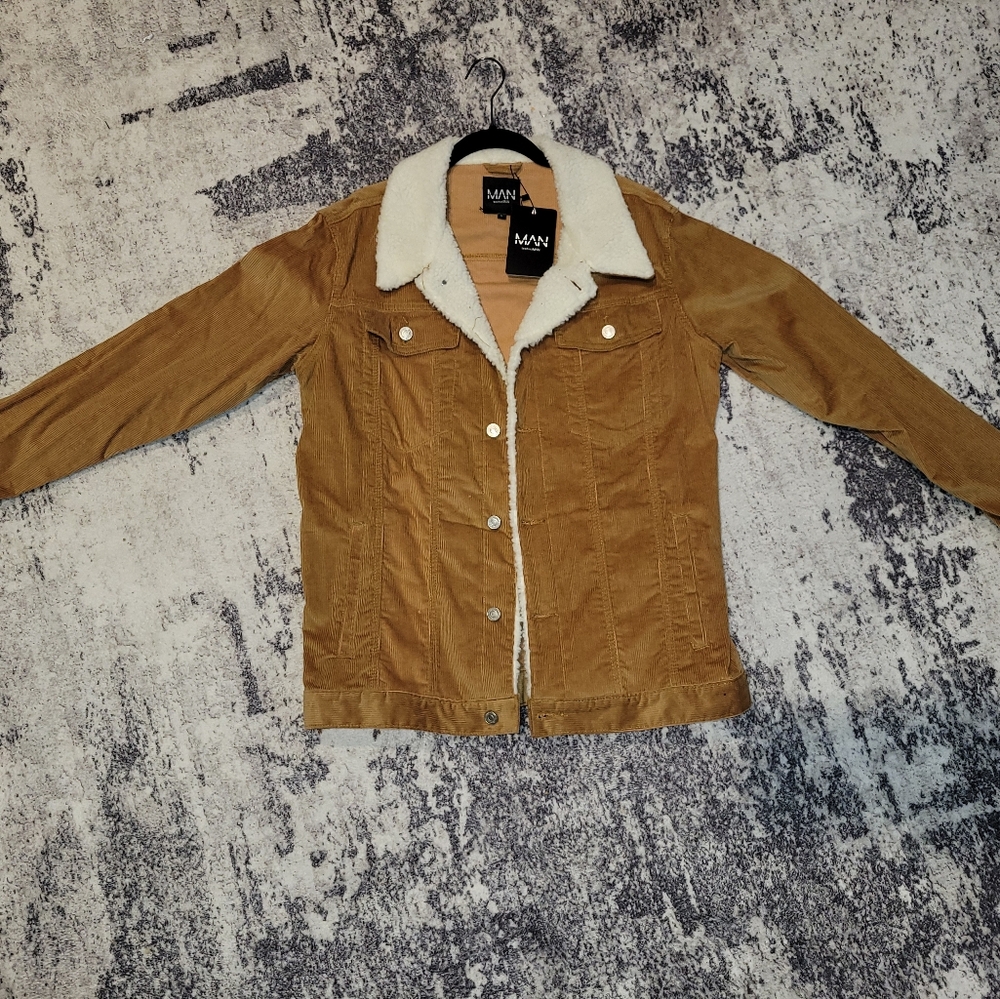 Boohoo Mens Tan Jacket with White Collar